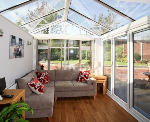 Why Orangeries Are Replacing Conservatories in Modern Extensions