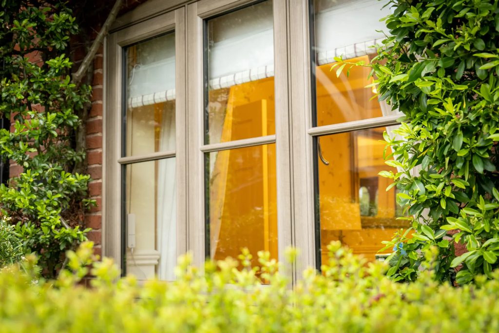Flush Sash Windows