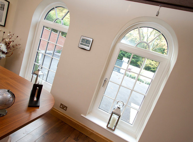 Tilt & Turn – White