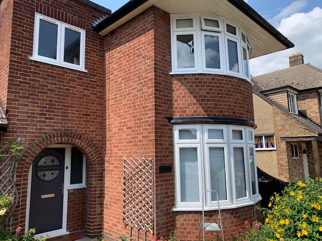 Truglaze Windows and Doors logo