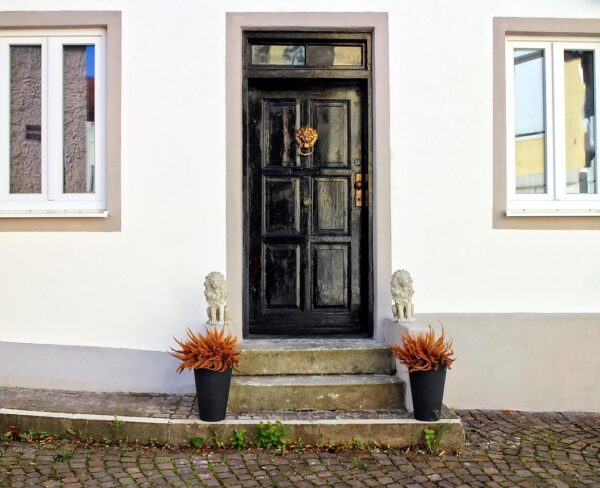 Can You Replace a Front Door Without Changing the Frame?