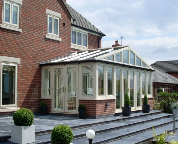 Top 3 Considerations for Adding a Conservatory to Enhance Your Home’s Value
